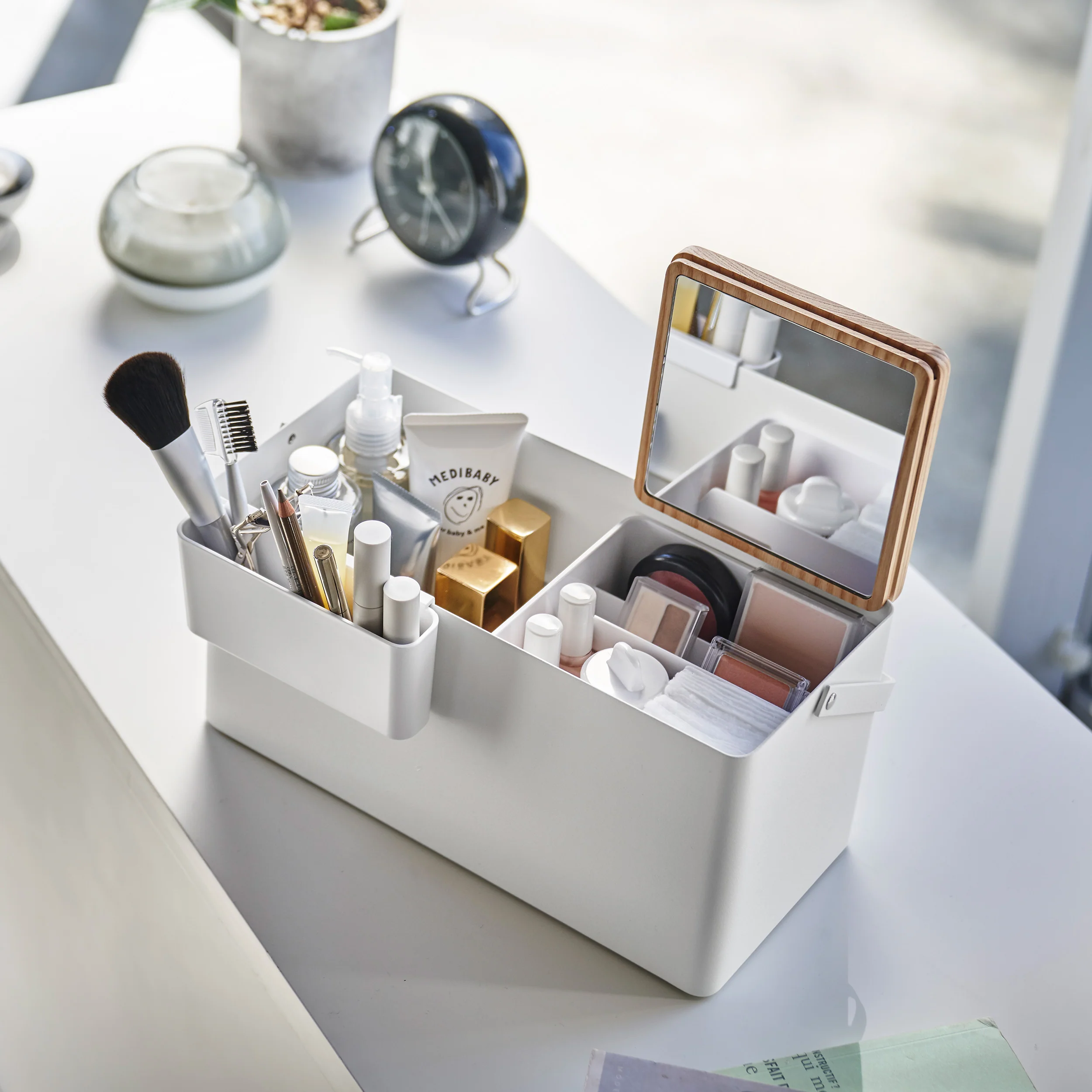 Makeup Box - Image 5