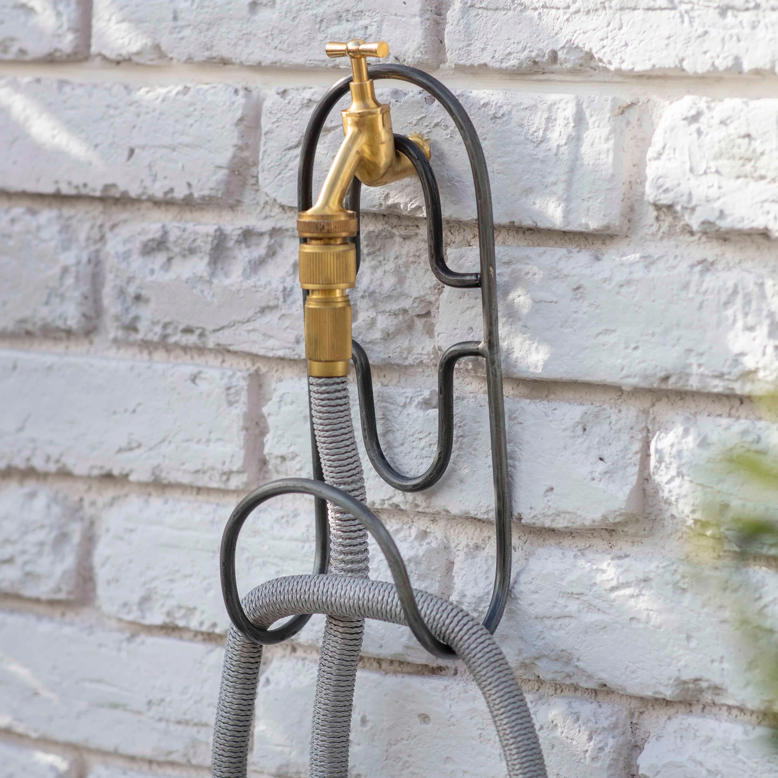 Outdoor Tap Hose Hanger Farringdon