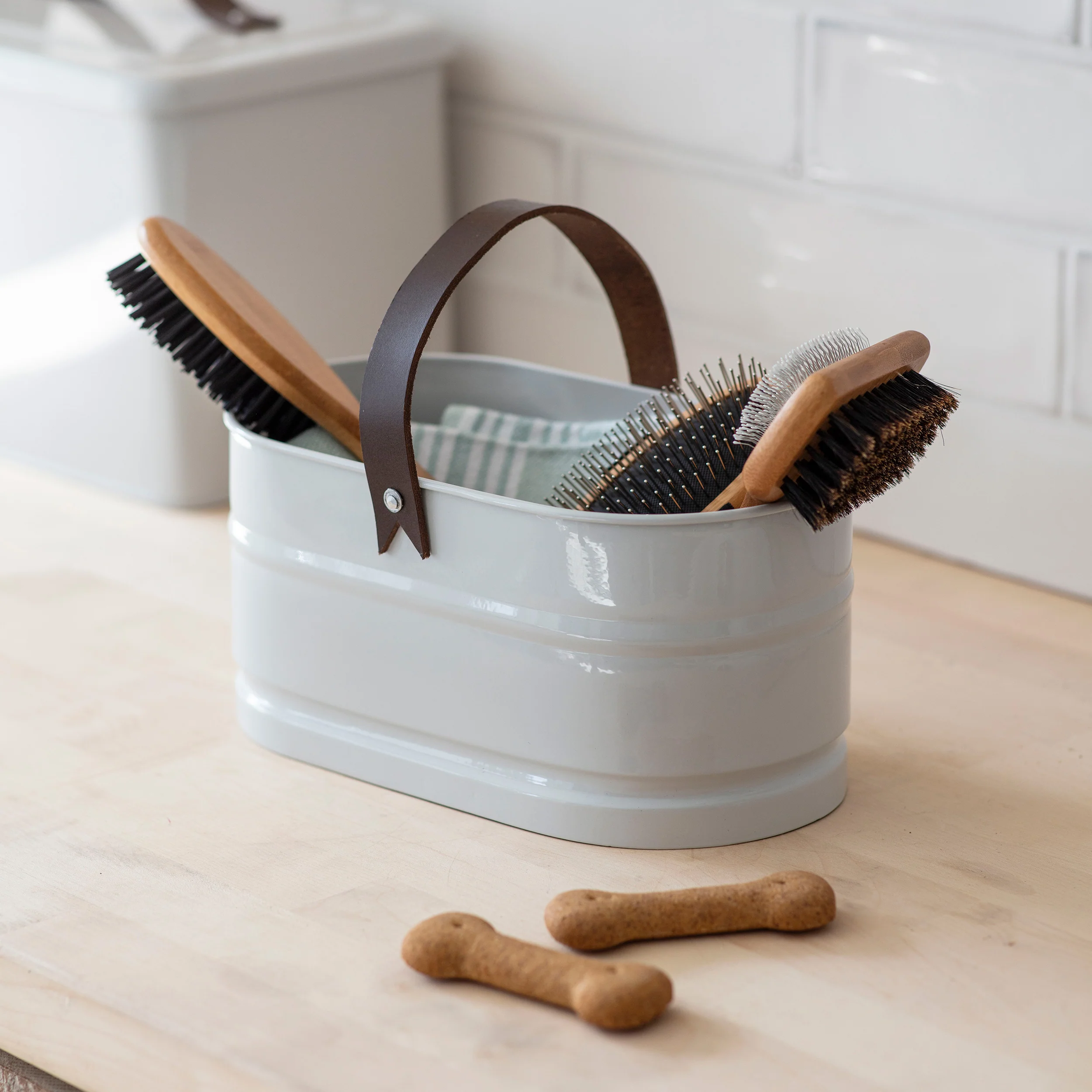 Pet Grooming Bucket