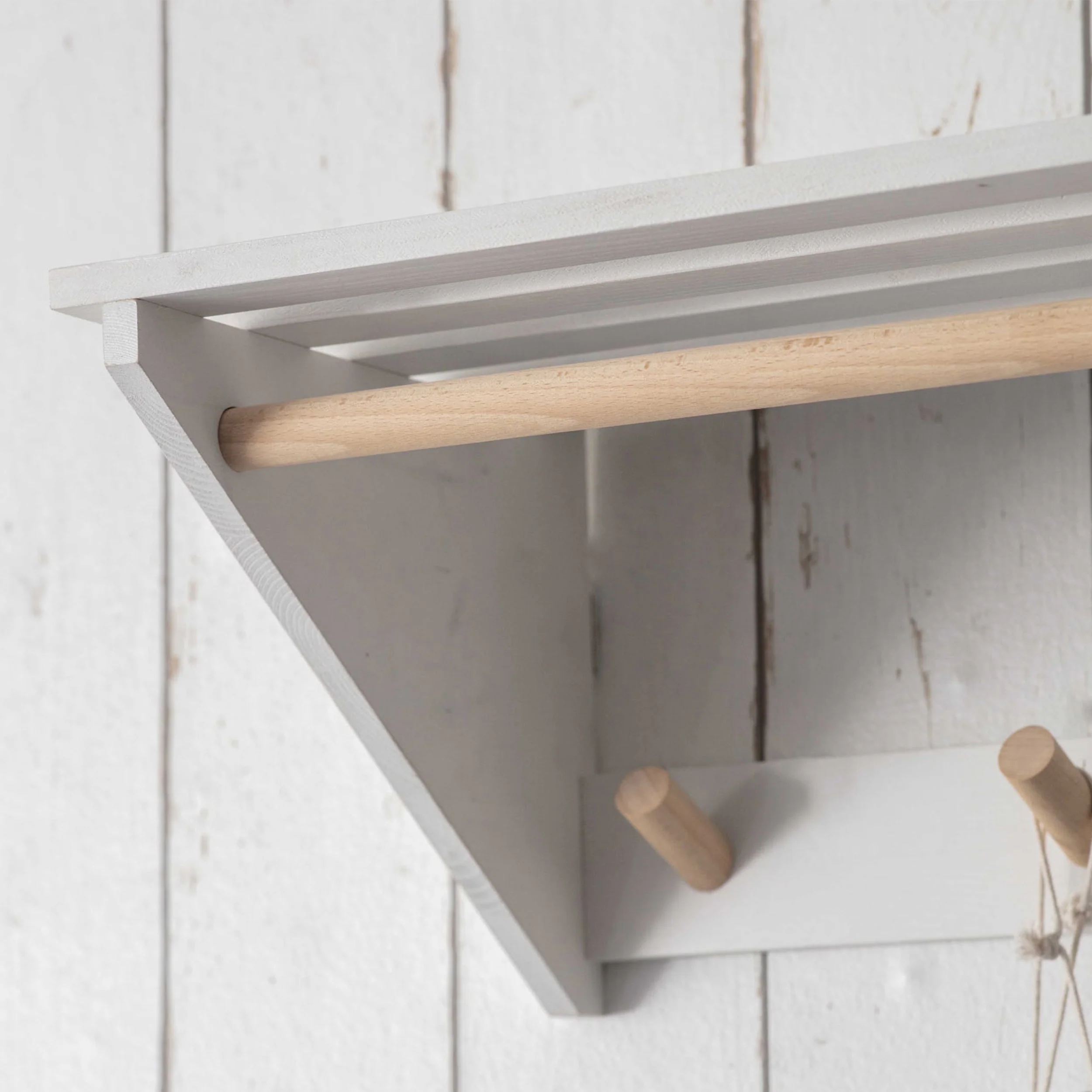 Slatted Laundry Shelf Melcombe - Image 3