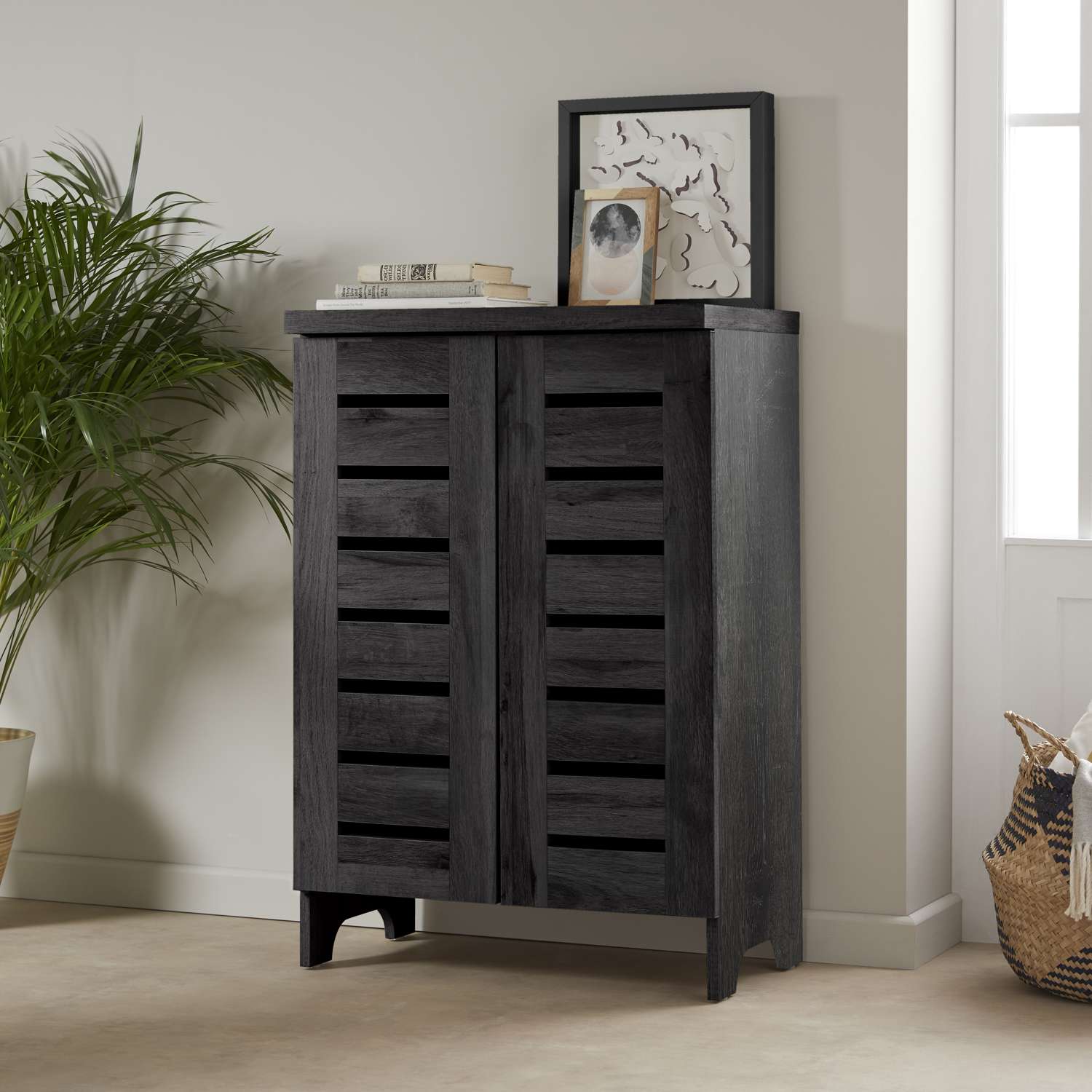 Slatted Shoe Cabinet - Image 4