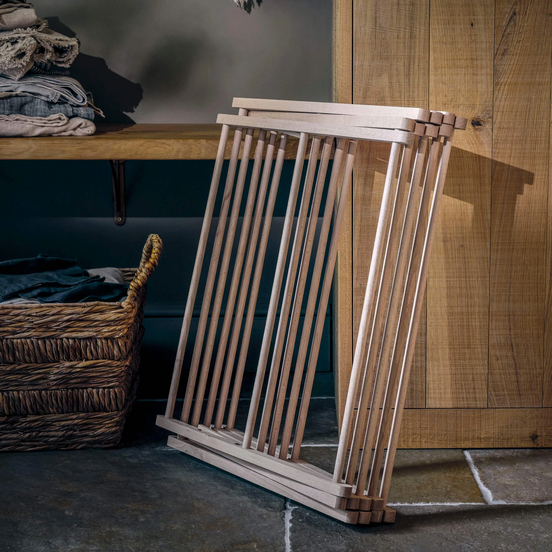 Traditional Clothes Horse - Image 4