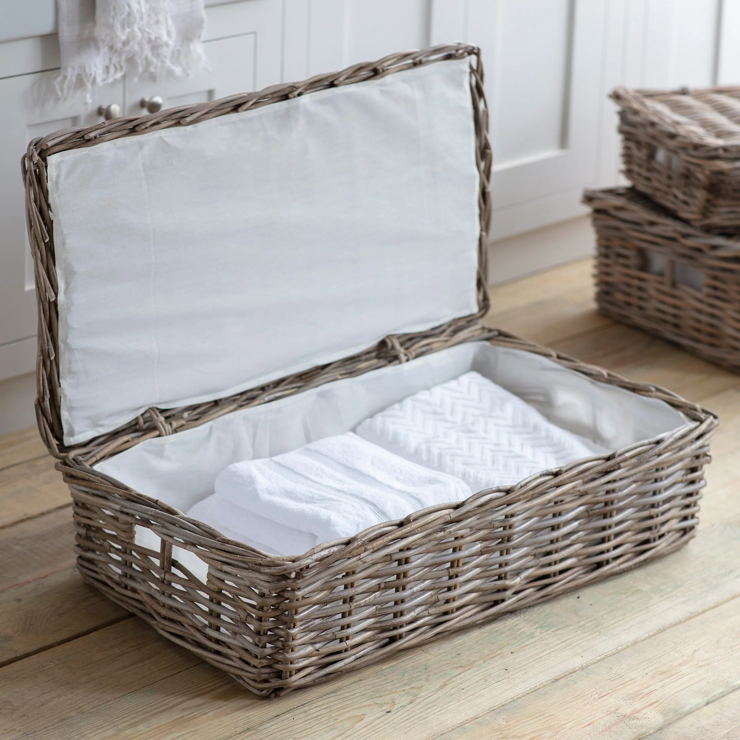 Wicker Underbed Storage- Bembridge - Image 3